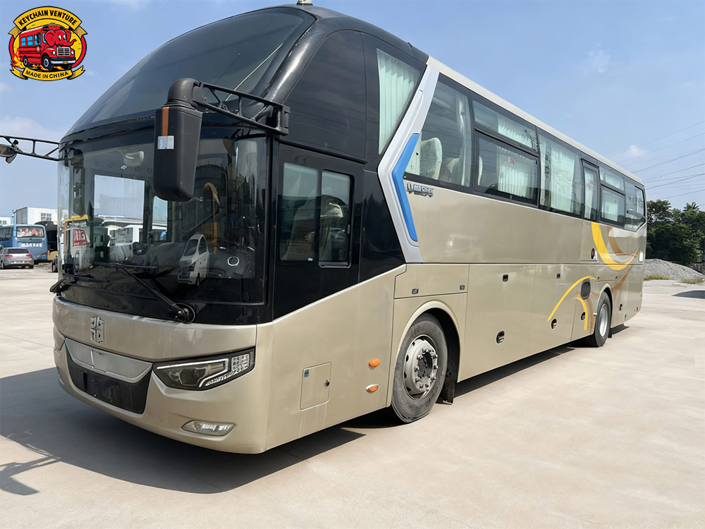 Autocar de lujo Zhongtong LCK6126