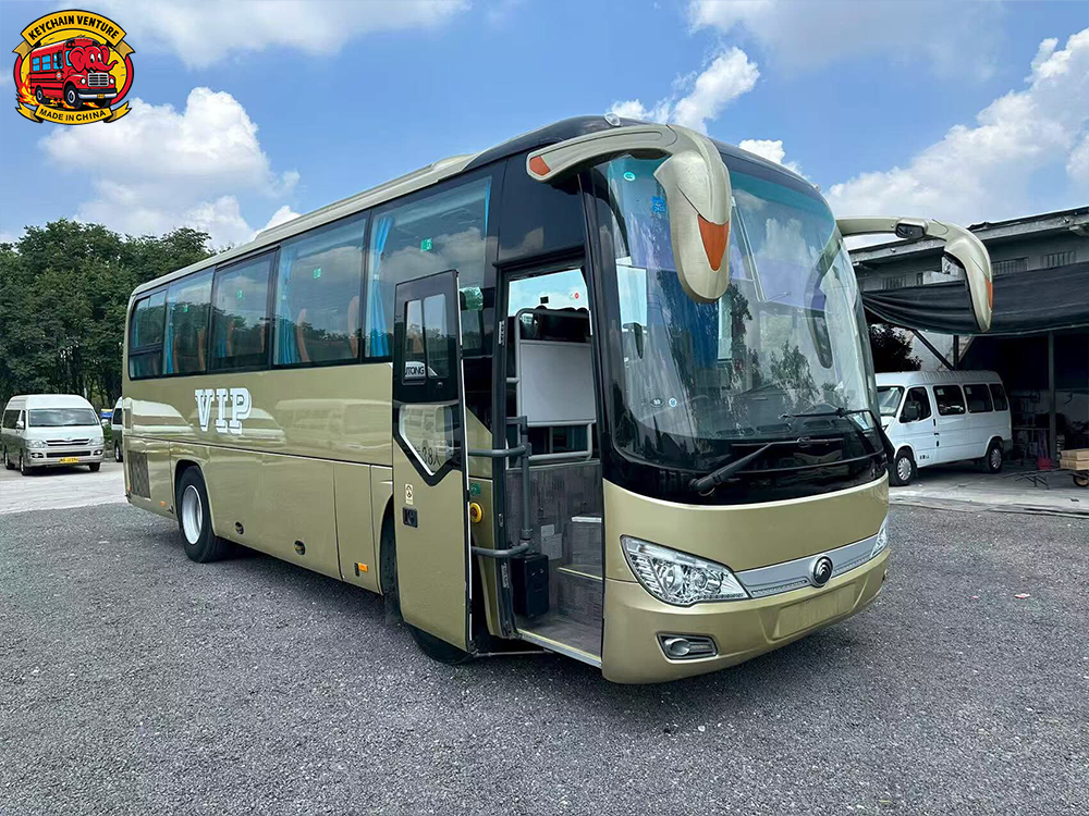 الحافلة السياحية الفاخرة Yutong ZK6906